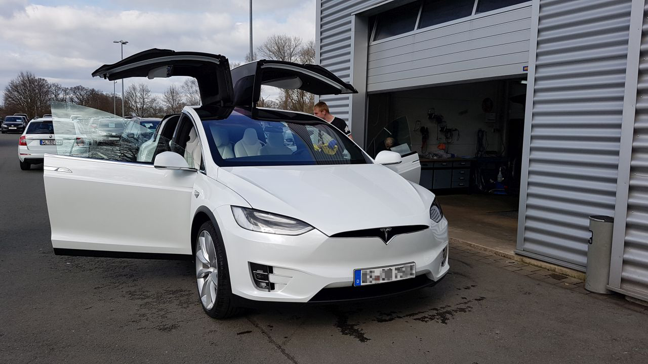 Nano-Car-Motion-Tesla2